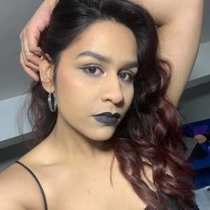 Meet your Posher, Jenah